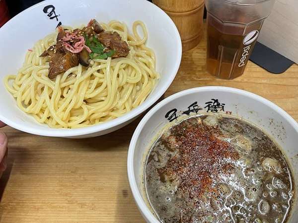 独自のオリジナルつけ麺の画像