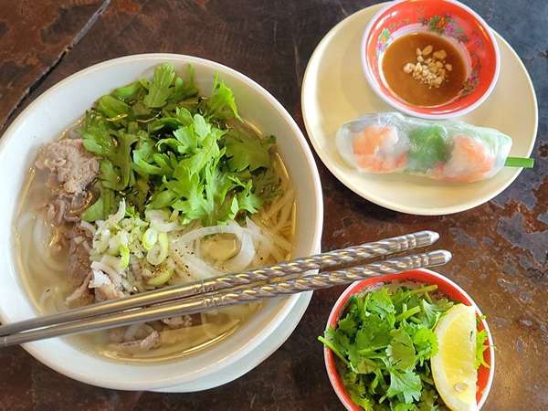 異国情緒溢れるフォーランチの画像