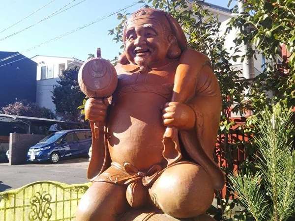 思わずさわりたくなる「おさすり大黒様」の画像