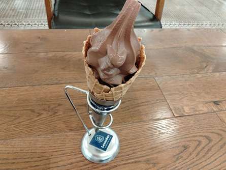 王室御用達チョコレートブランドのソフトクリーム