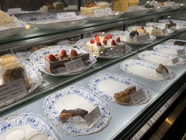駅前の地元に愛される老舗洋菓子店ニシキヤの画像