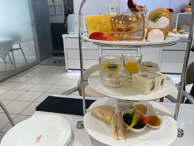 フルーツ食べ放題!新宿の老舗フルーツパーラー