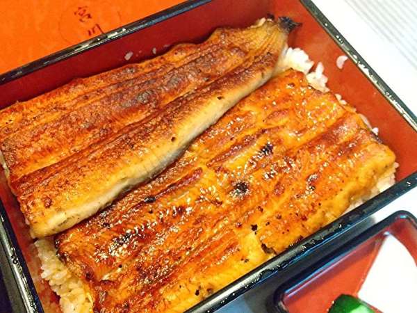 人気店の鰻重を出前で堪能の画像