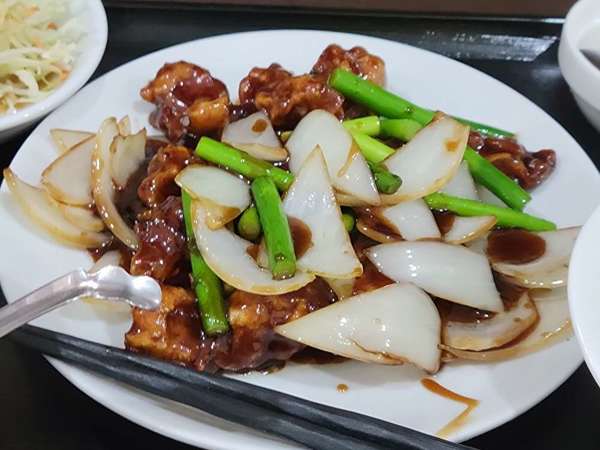 食べごたえのある中華ランチの画像