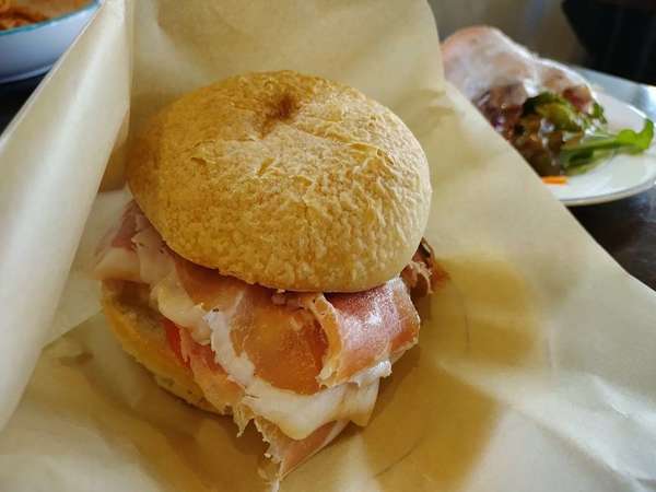本場イタリアの味！自家製パンのパニーニも！の画像