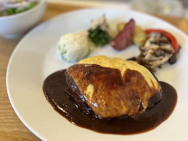 アットホームな洋食屋さんの画像