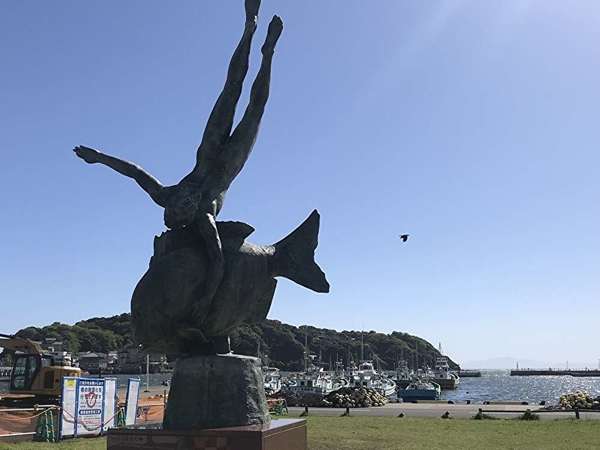 海辺の像の画像