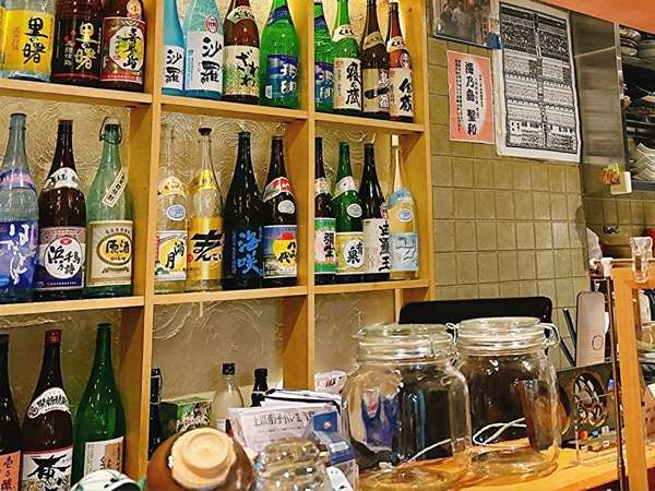 奄美料理と黒糖焼酎を味わえる居酒屋「ユティモレ」の画像
