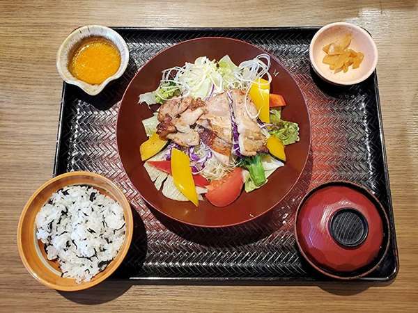 和定食は、やっぱり満足度が高い！の画像