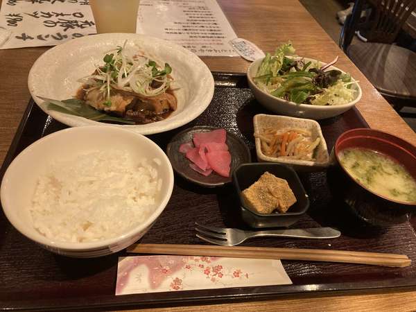 魚が美味しい定食屋さんの画像