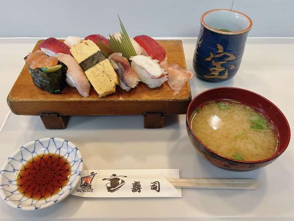 880円でお寿司ランチの画像
