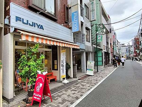 ほっこりする昔ながらのパンがいっぱいの画像