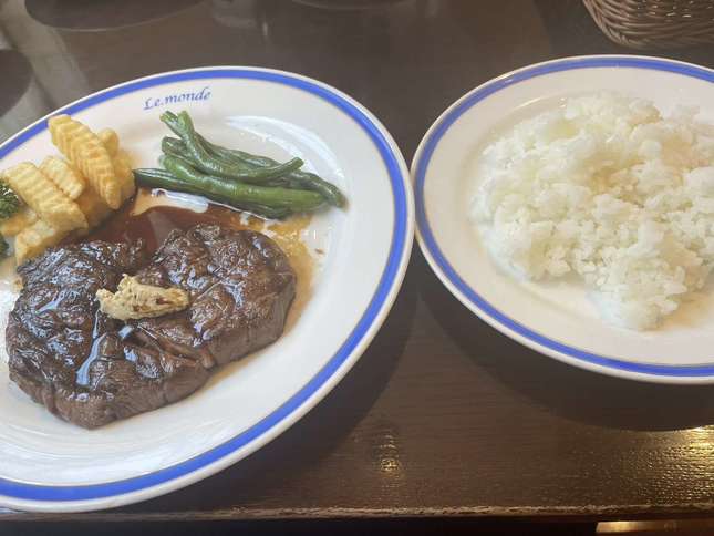 コスパ最高贅沢ステーキ!