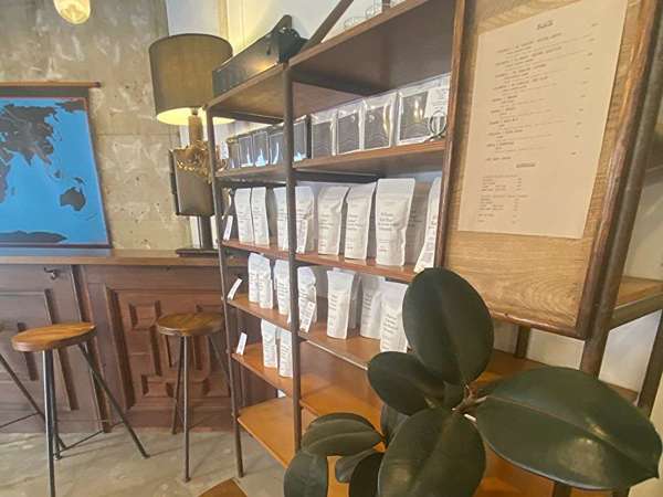 本格的で最高なコーヒーを楽しめるおしゃれ空間の画像