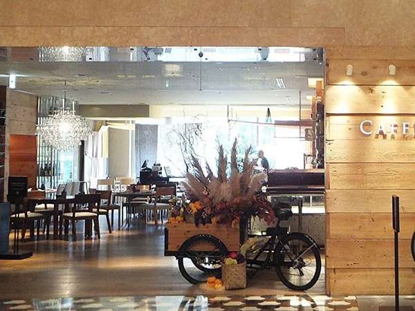 高コスパで誰にでも喜ばれる、新宿のホテルランチの画像