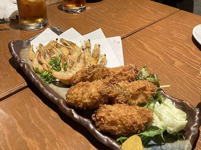 お料理のおいしい隠れ家居酒屋