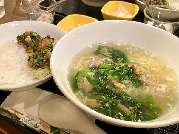 駅近の美味しいアジア料理JASMINEの画像