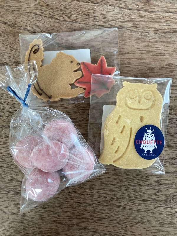 かわいい焼き菓子の画像