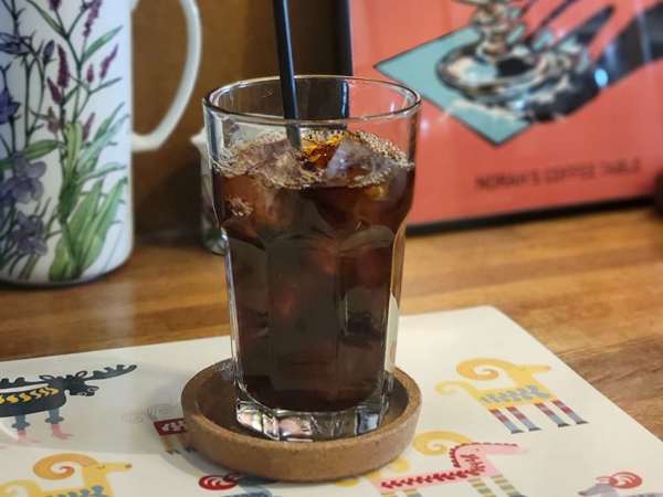 大混雑の下北沢でゆっくりコーヒーの画像