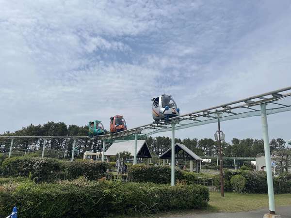 楽しみながら交通ルールを学べる公園の画像