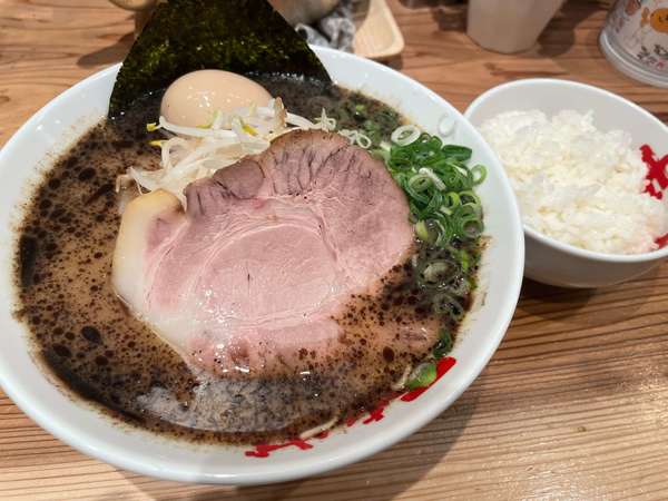 ラーメンブームの火付け役　なんつっ亭町田に来たの画像