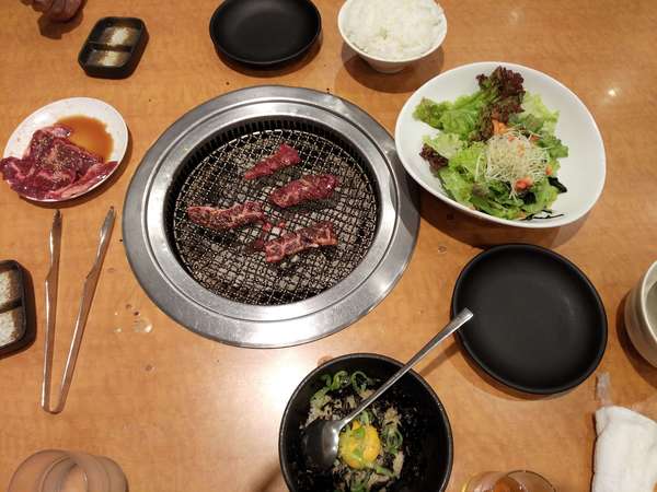 リーズナブルでおいしい焼肉の画像