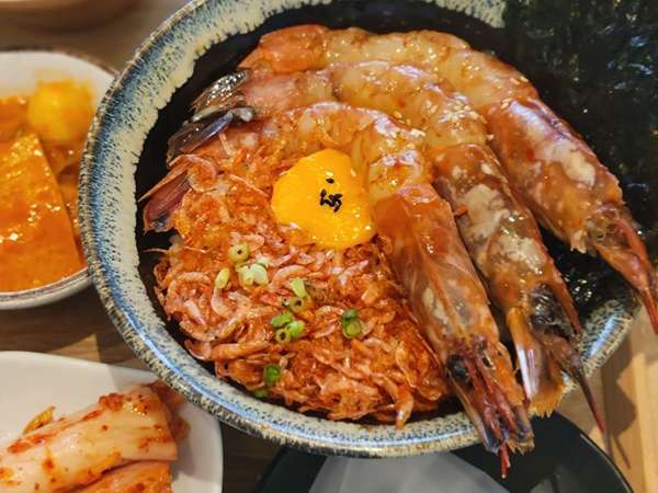 エビ好きにはたまらない韓国料理屋さんの画像