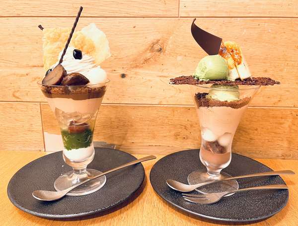 新宿ミロードの和カフェで抹茶スイーツと和紅茶の画像