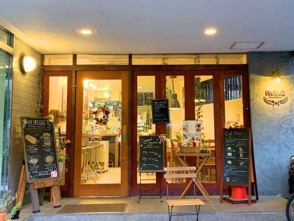 ひと息つける、幸せチーズケーキのお店の画像