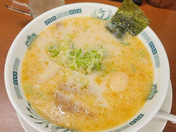 ラーメンとハイボール一杯♪