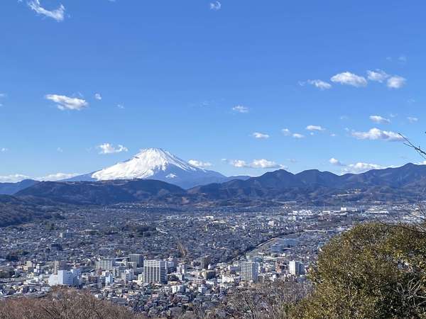弘法山から温泉まで！のんびりハイキングコース