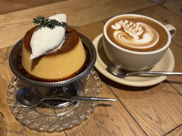 プリンが美味しいおしゃれなカフェ