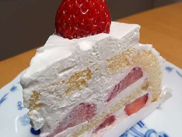 間違いないケーキ屋さん。不二家レストラン 善行店！