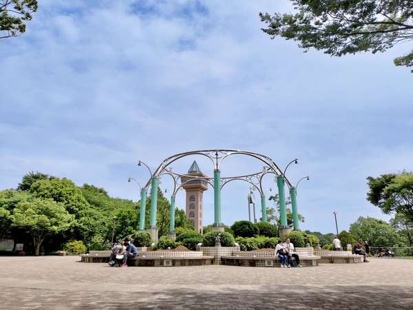 遊具だけじゃない！ポニーや小動物と触れ合える「市立相模原麻溝公園」