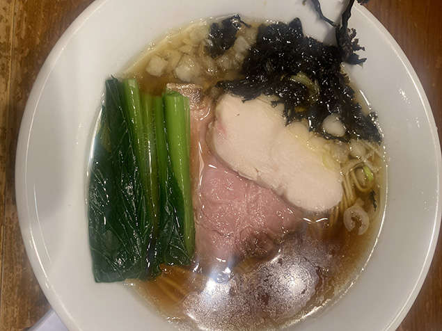 朝ラーメンがお得!優しいスープの百日紅