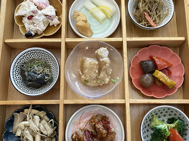 相模大野で和食ビュッフェランチ