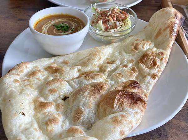 小田急相模原駅前でインドカレーランチ