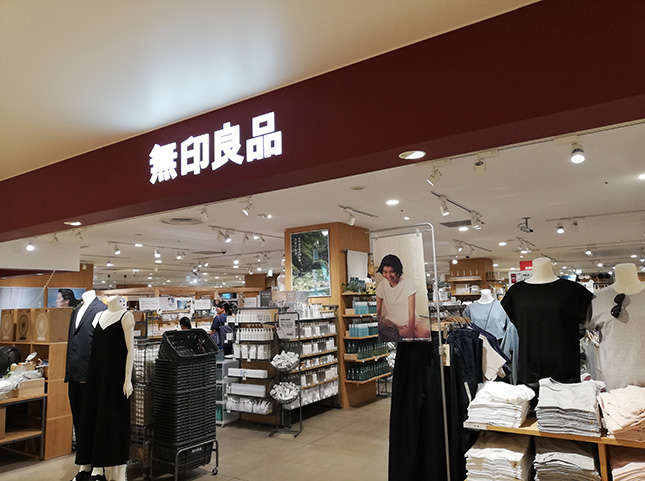 暑さ対策もばっちり!な人気店