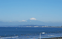 片瀬海岸からの富士山