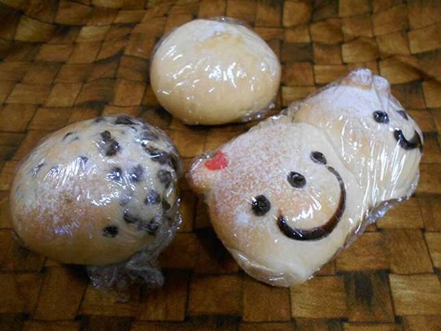 ⑧ 【パン】白神酵母を使用したふわふわパン（パンの家じゅんのび）