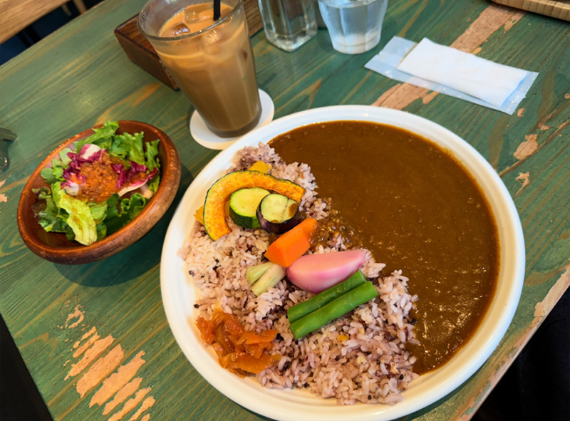 珈琲の専門カフェ