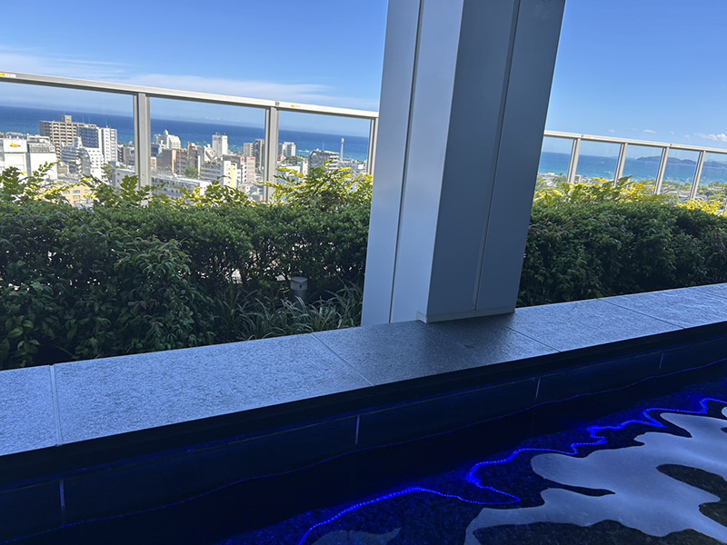 展望足湯庭園で観光の疲れを吹き飛ばす！