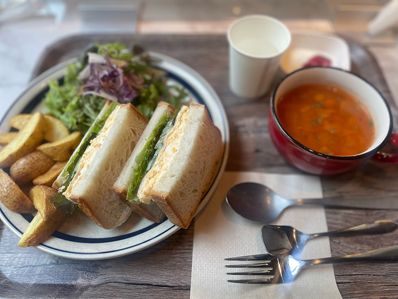海老名の朝はオシャレなカフェでモーニング