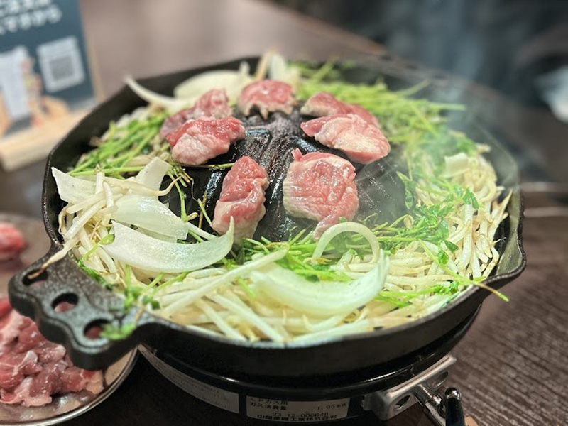 登戸エリア初のジンギスカン専門店