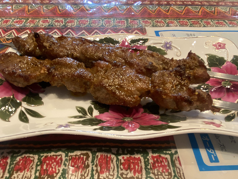 本格ウイグル料理で旅行気分