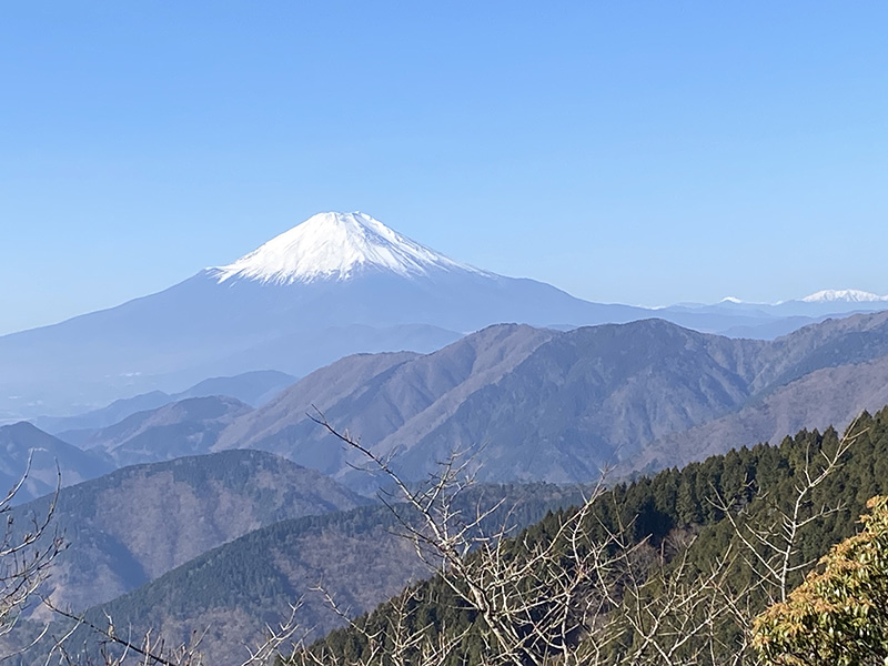 丹沢三ノ塔登山とヤビツ峠ロイヤルカレー