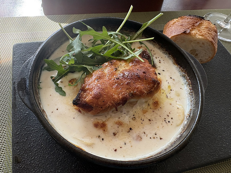 テラスのあるこだわりのカジュアルフレンチ