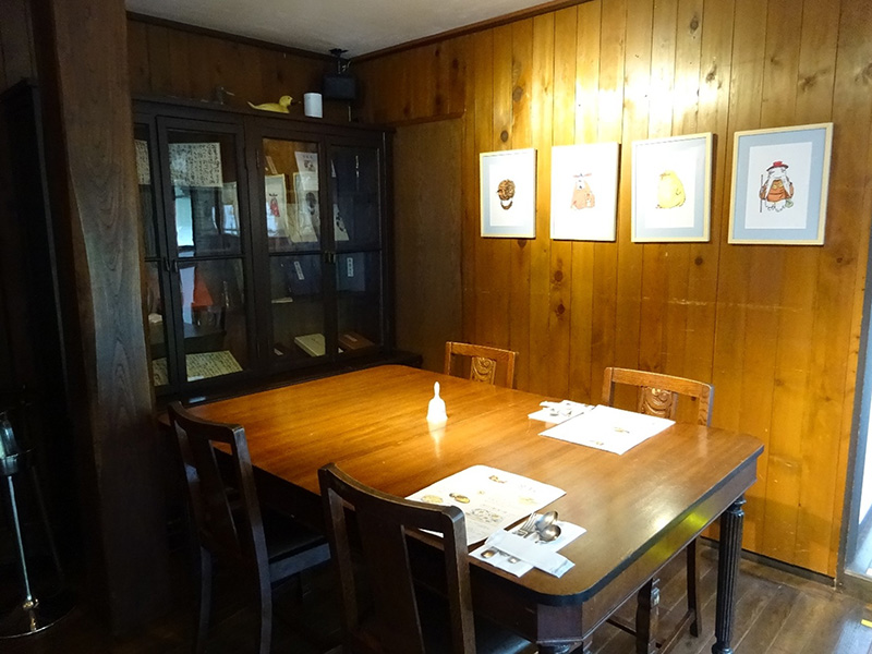 空間や器もこだわり