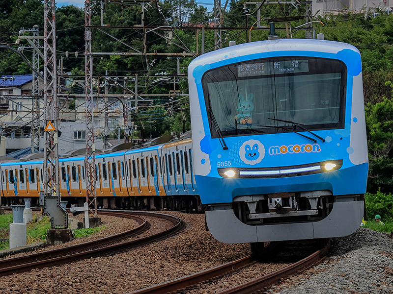 鶴川駅近くの鉄道スポット