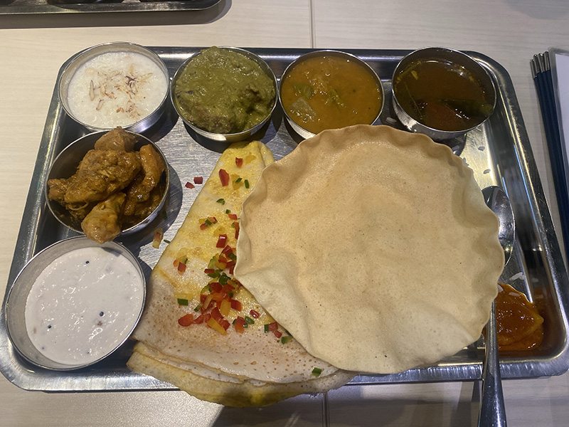本格ミールスが楽しめる南インド料理屋